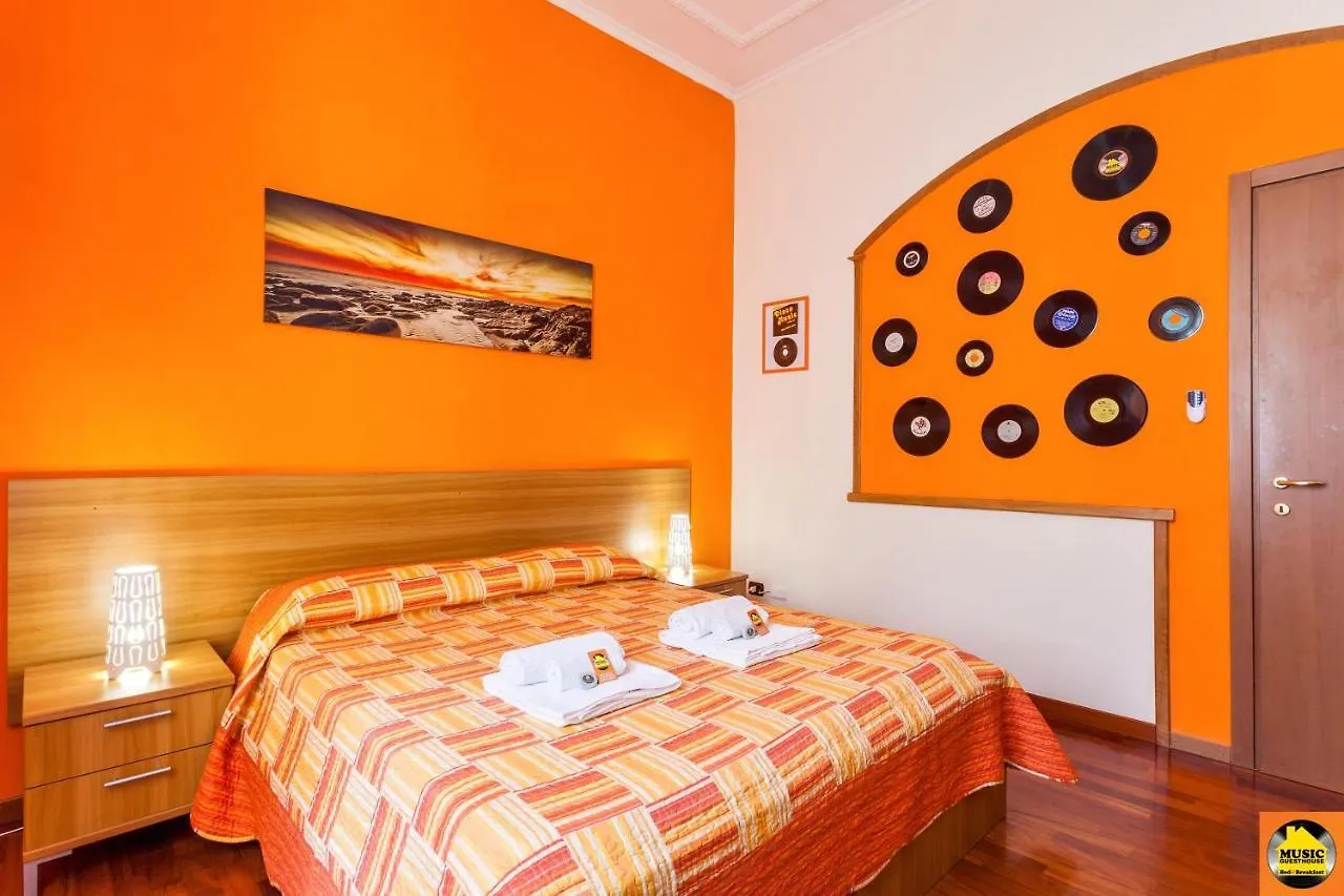 Music Guesthouse ローマ イタリア